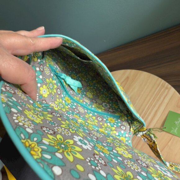 Vera Bradley Lemon Parfait Crossbody Purse Adjustable Retired - Picture 6 of 9